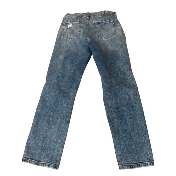 A.n.a High Rise Curvy Straight jean distressed holy women's SZ 8 - Picture 3 of 8
